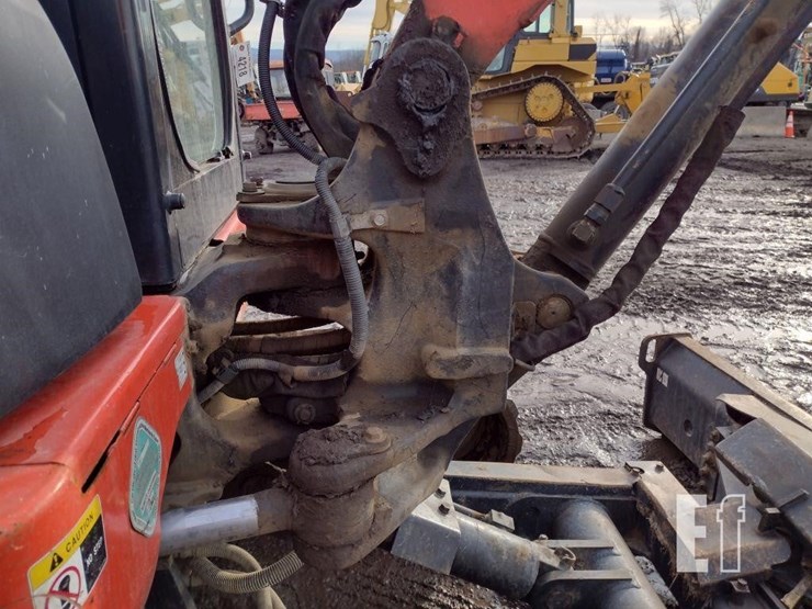 2017-kubota-kx040-4-image-25