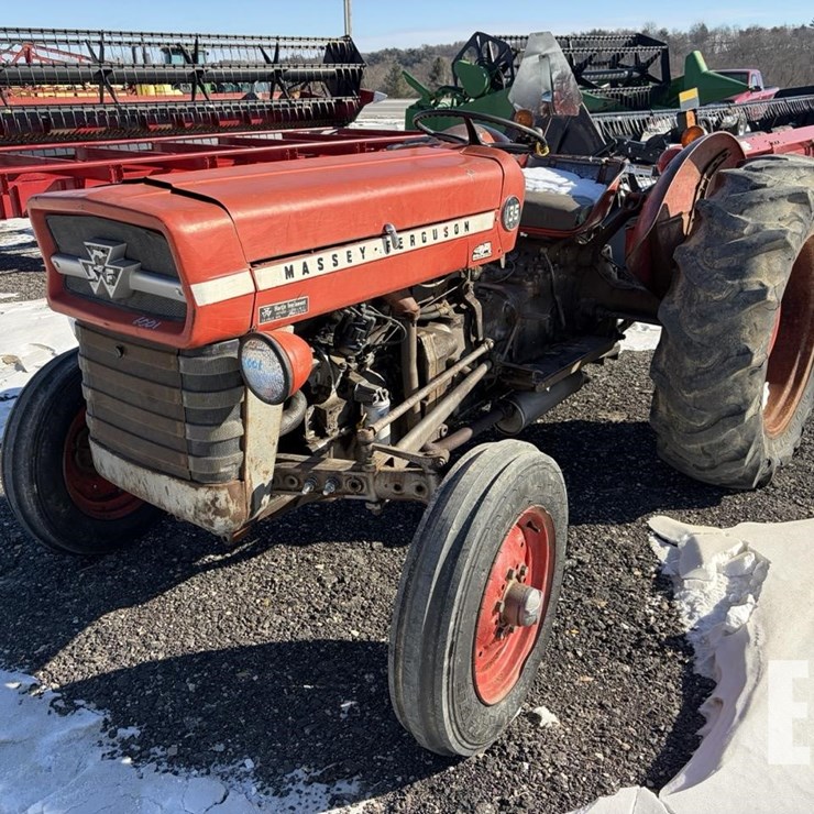 MASSEY-FERGUSON 135