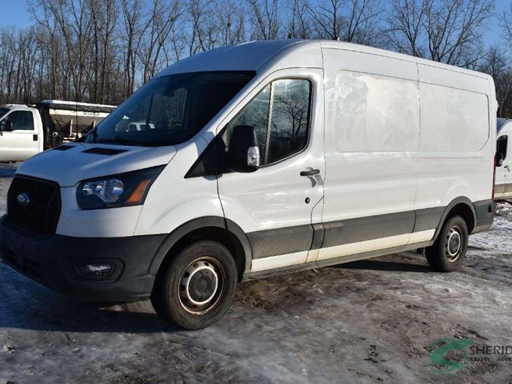 2021-ford-transit-image-1