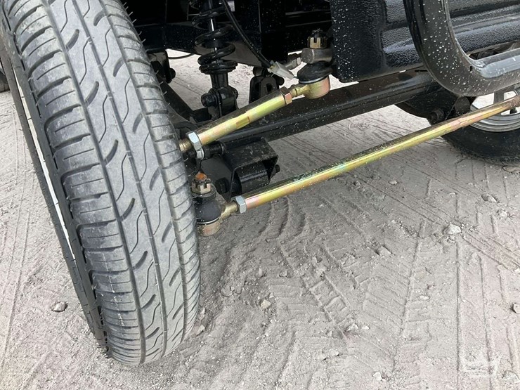 2025-electric-cart-image-17