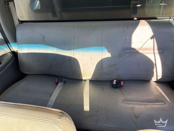 2002-ford-f650-image-34