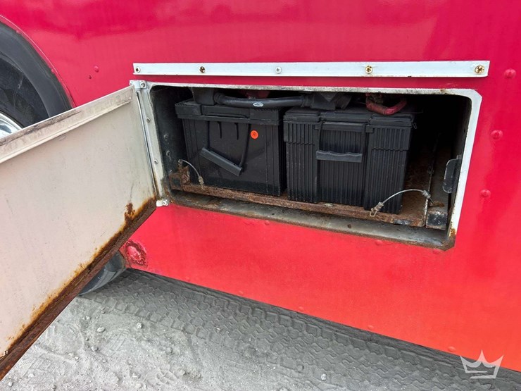 2002-blue-bird-f131612-bus-image-52