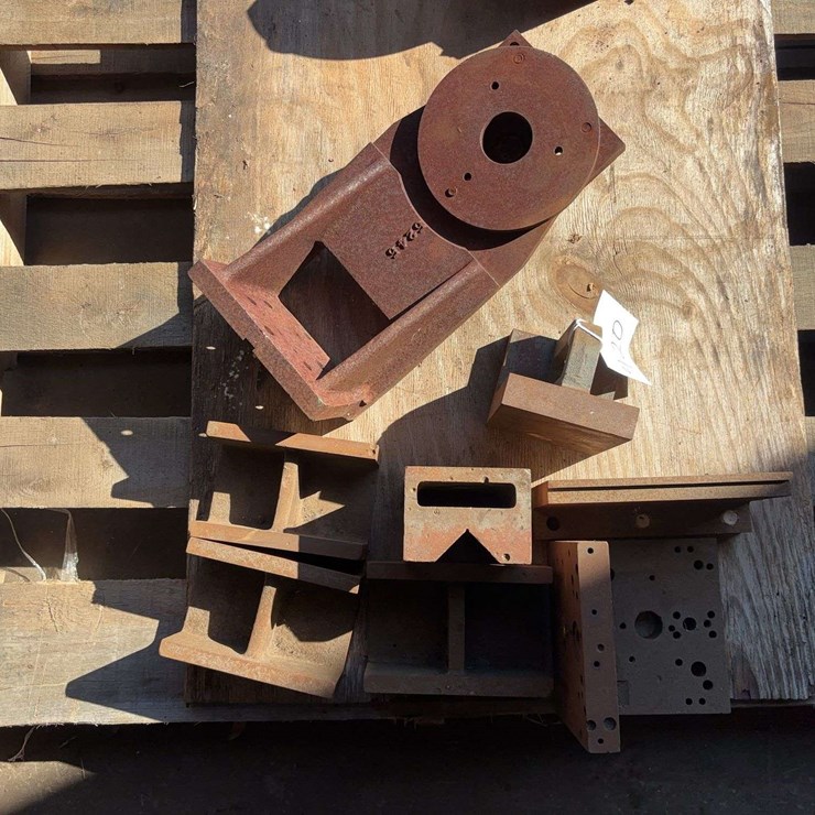 Miscellaneous Milling Angle Plates (x8)