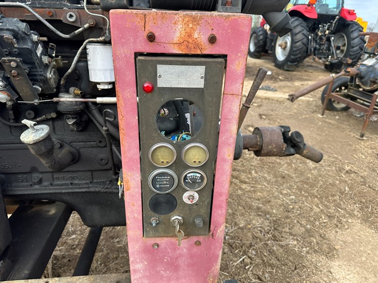 #38430-•-case-4391-4-cyl-power-unit-image-23