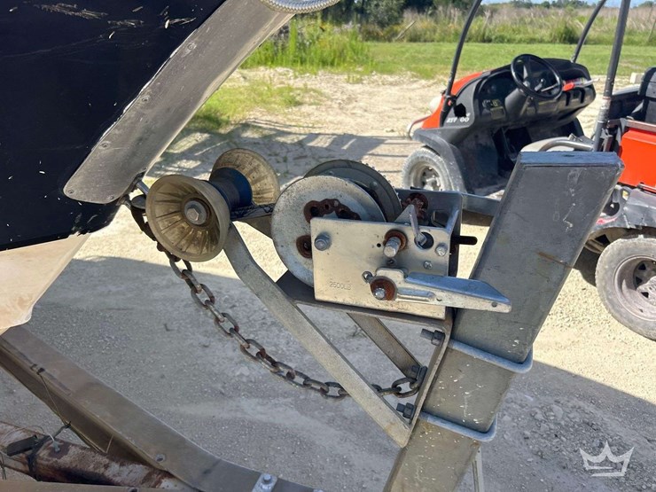 1990-21ft-center-console-fishing-boat-with-t/a-boat-trailer-image-34