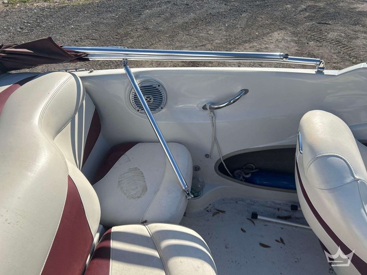 2013-tahoe-q4-boat-with-2013tracker-18ft-s/a-boat-trailer-image-25