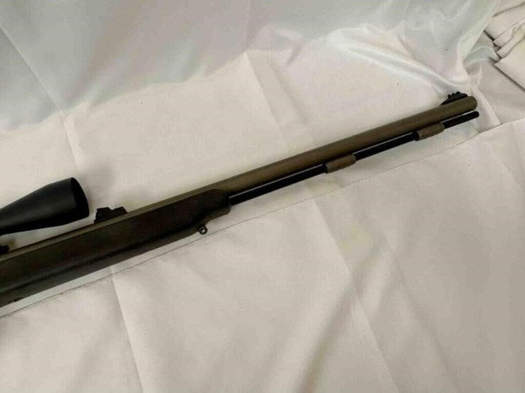 thompson---triumph---black-powder-rifle-image-7