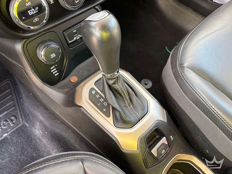 2016-jeep-renegade-image-20