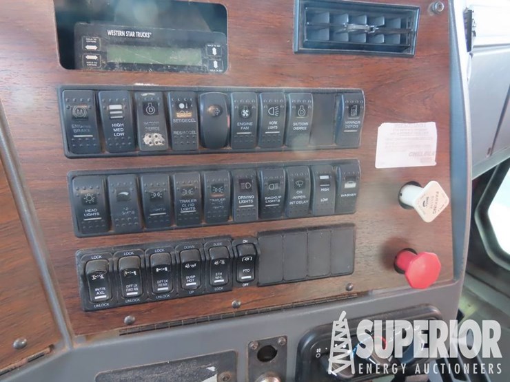 2012-western-star-4900-image-9