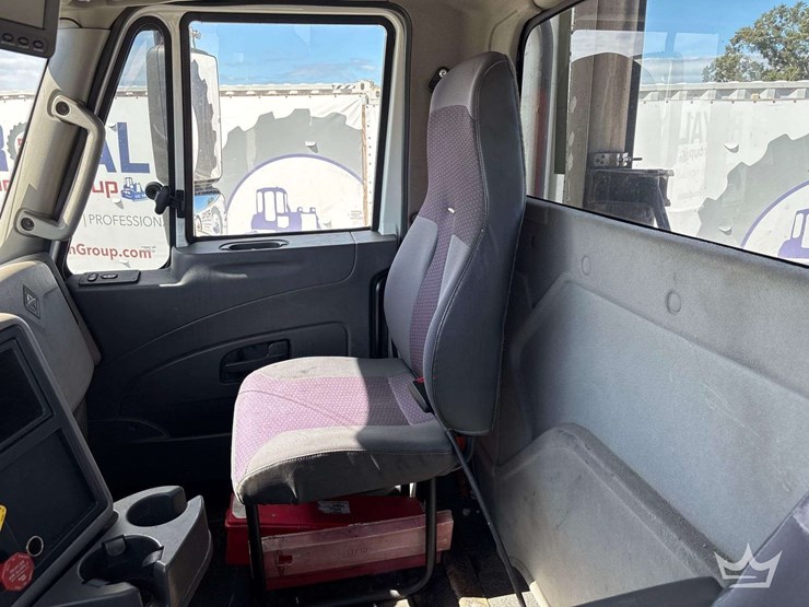 2015-international-transtar-8600-image-31