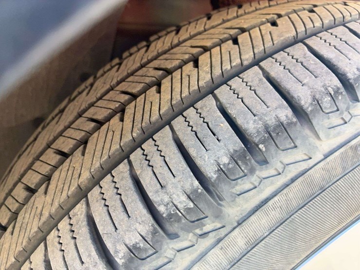 2013-dodge-grand-caravan-se-image-30