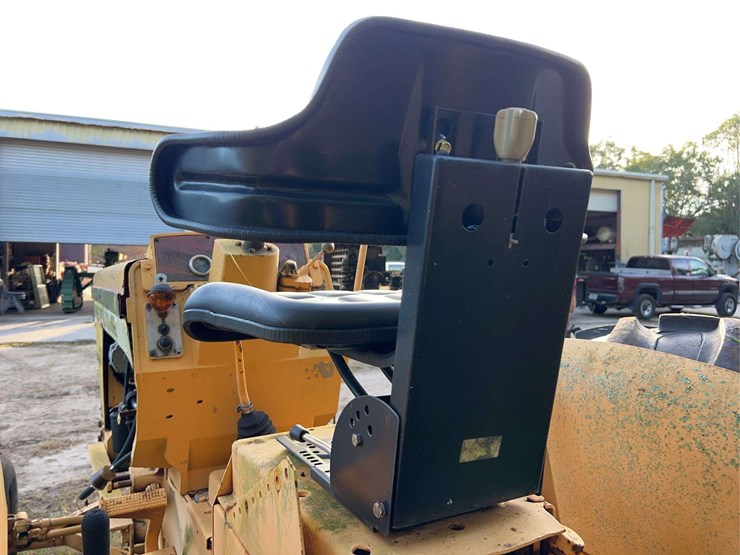 minneapolis-moline-jet-star-3-image-48