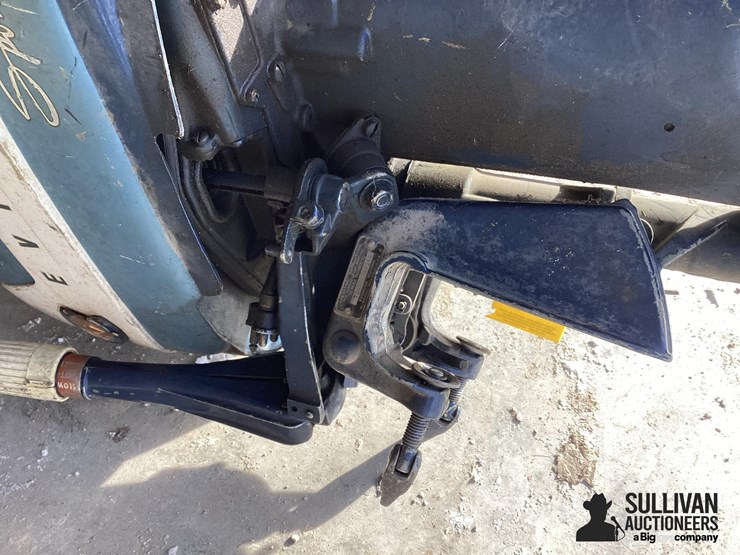 evinrude-sportwin-outboard-motor-image-10