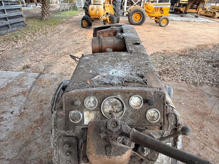 minneapolis-moline-u302-image-6