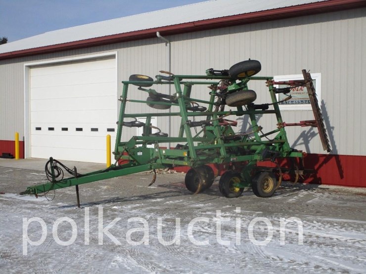 john-deere-680-image-3