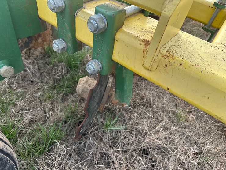 #38451-•-roll-a-cone-16-row-30"-bedder-chopper-image-32