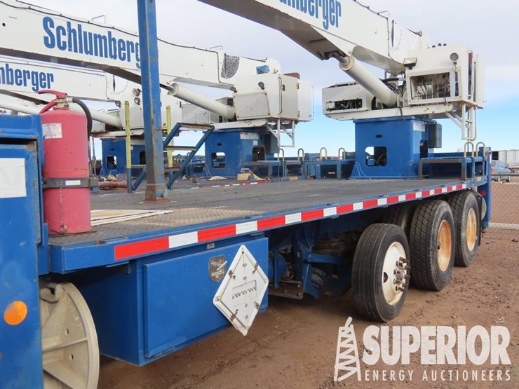 2011-peterbilt-367-image-7