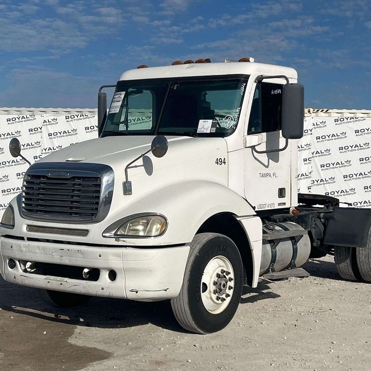 2007 FREIGHTLINER COLUMBIA 120