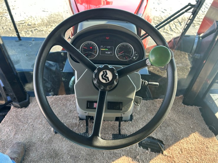 2014-versatile-400-image-38