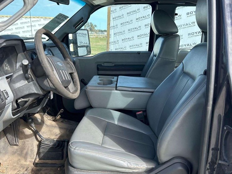 2015-ford-f350-image-13