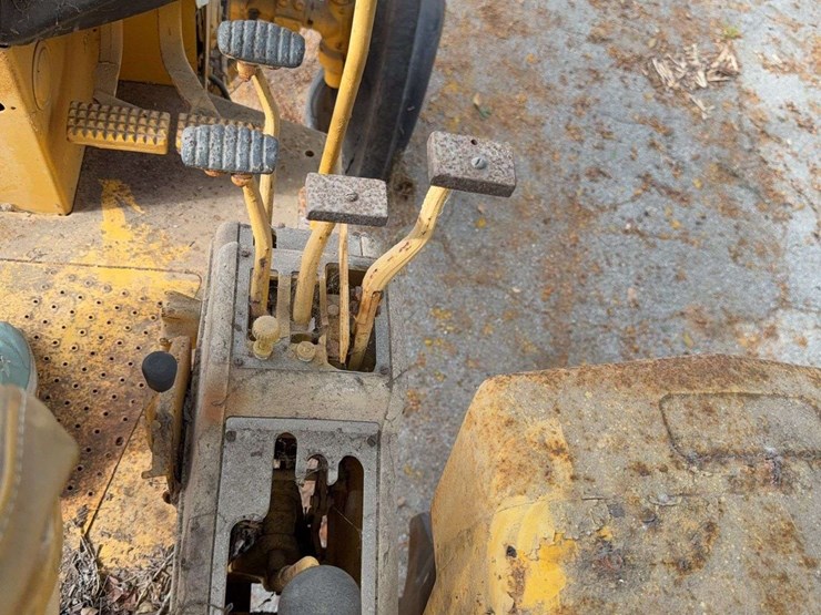 minneapolis-moline-g1000-image-33