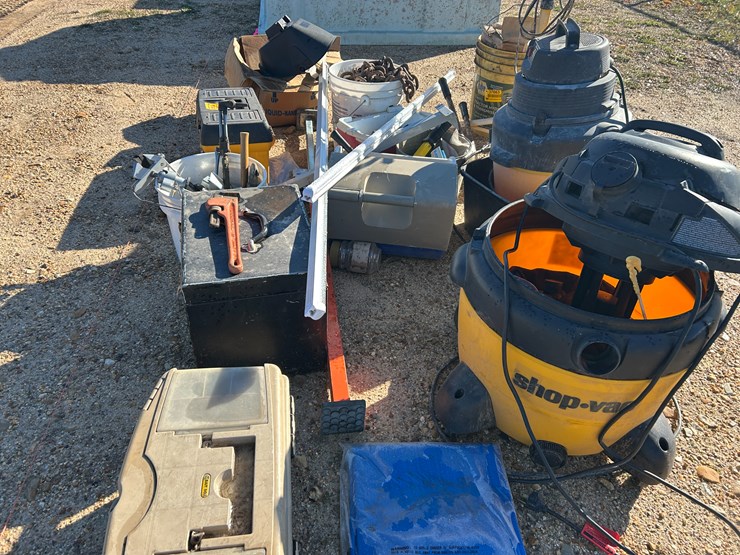 #37851-•-shop-vac,-tools,-welder-helemet,-lights-etc-image-3