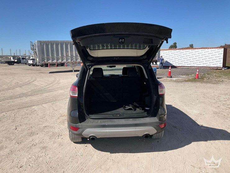 2016-ford-escape-image-40