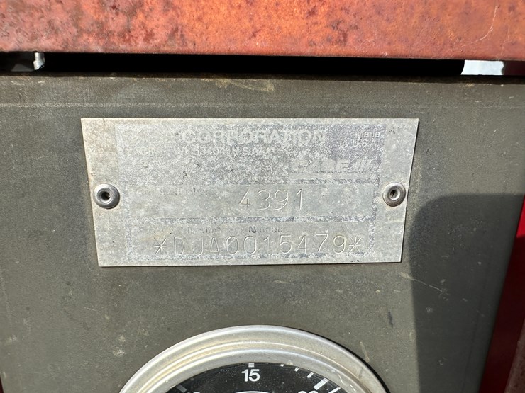 #38433-•-case-4391-4-cyl-power-unit-image-24