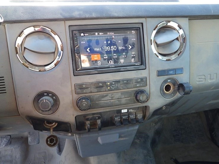 2012-ford-f350-image-25