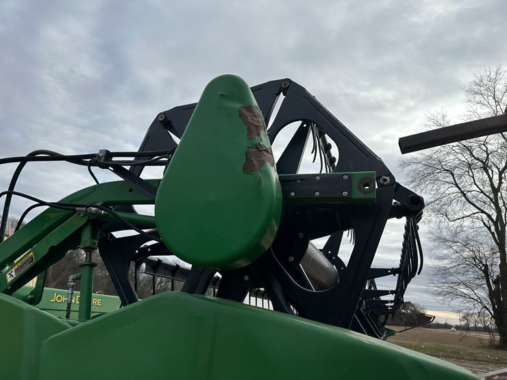 2013-john-deere-635f-image-37