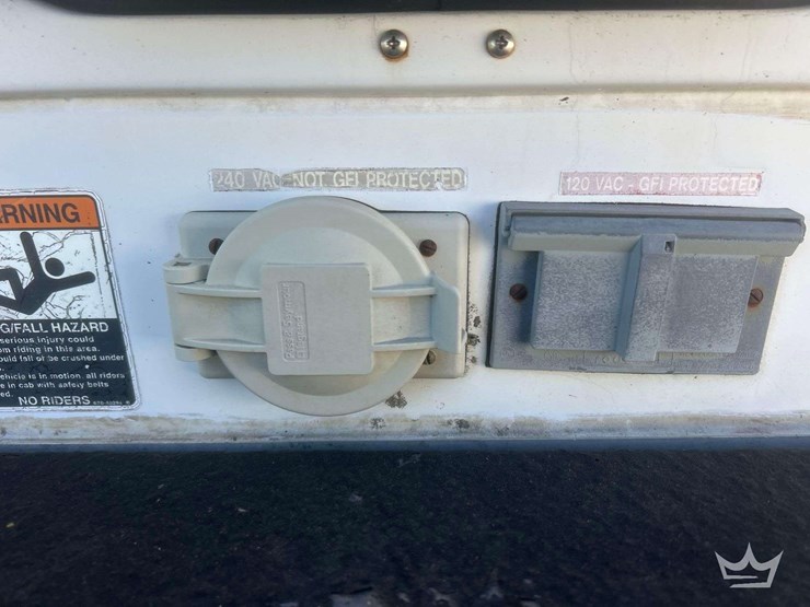 2008-altec-at200a-image-17