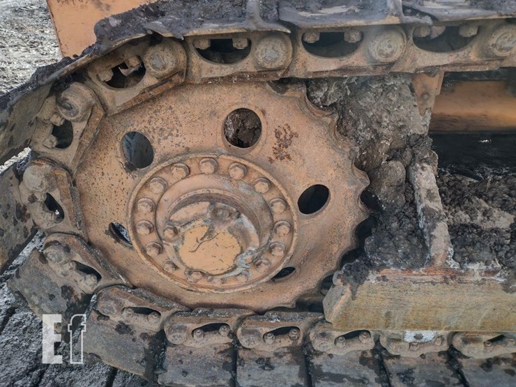 komatsu-d31a-17-image-29