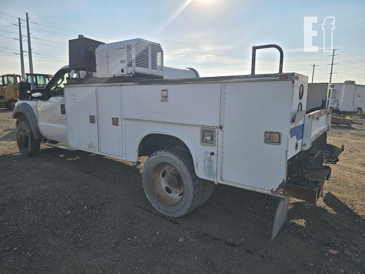 2012-ford-f550-image-4