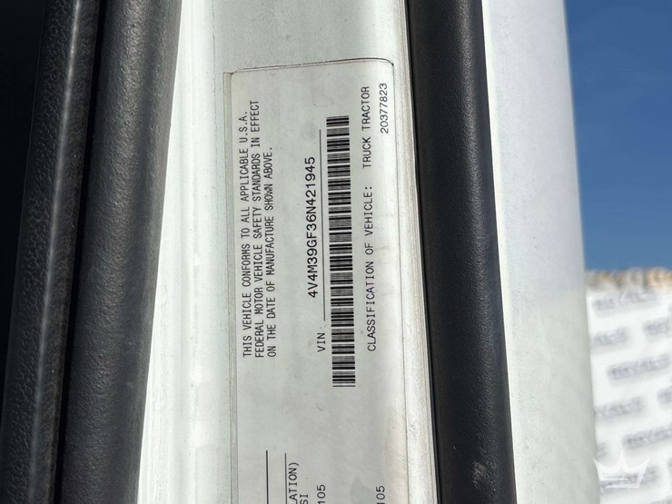 2006-volvo-vnm-image-5