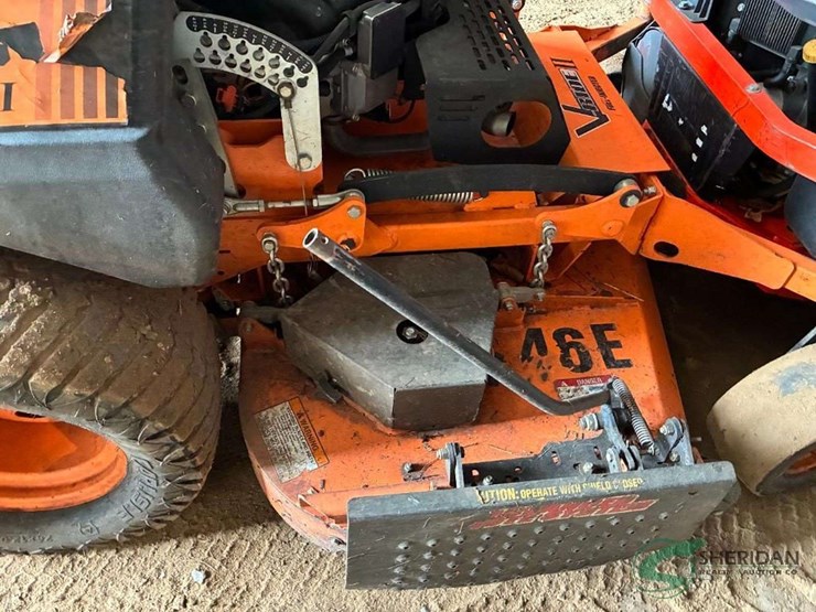 scag-stand-on-zero-turn-61"-mowing-deck-showing-1152-hours-image-14