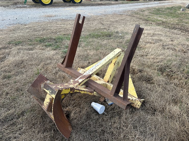 #38447-•-allen-v-plow-image-3