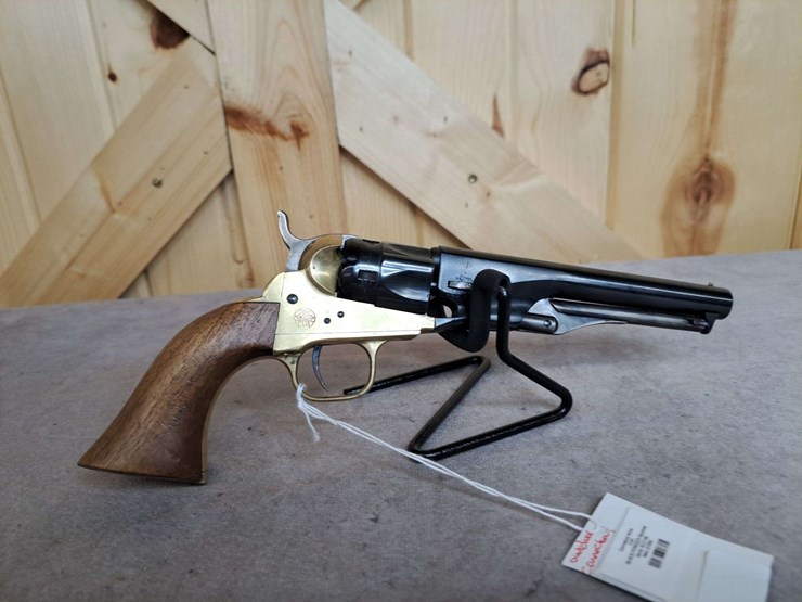 cva-blackpowder-percussion-sa-revolver-image-8