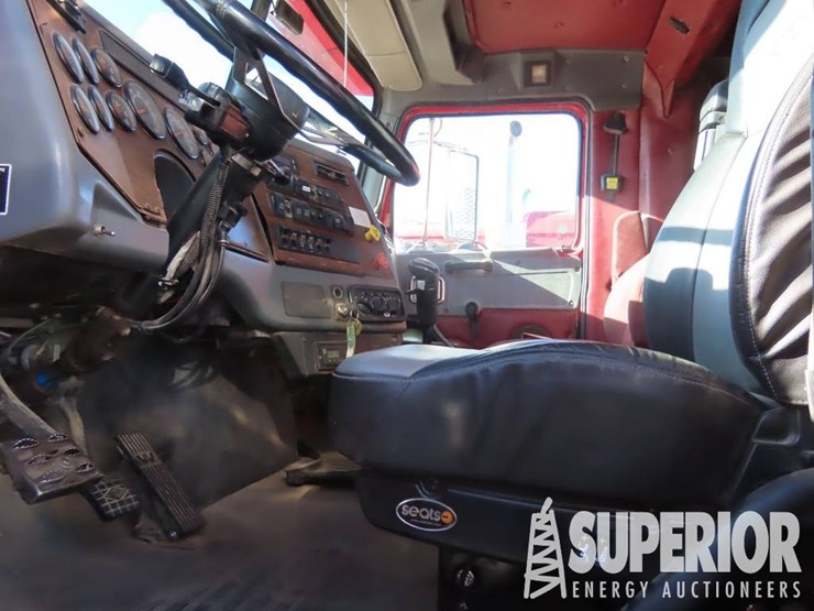 2011-western-star-4900-image-9