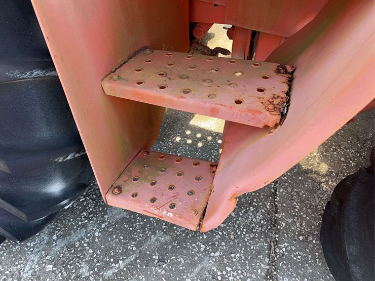 allis-chalmers-4wd-parts-tractor-image-20