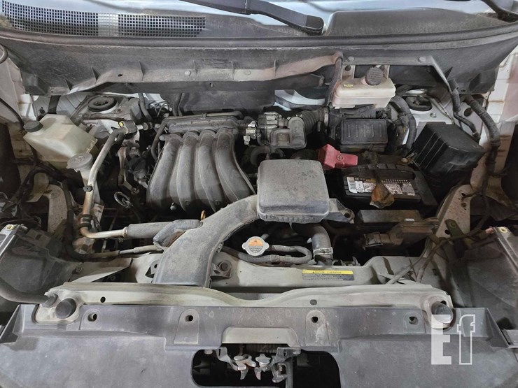 2014-nissan-nv200-image-18