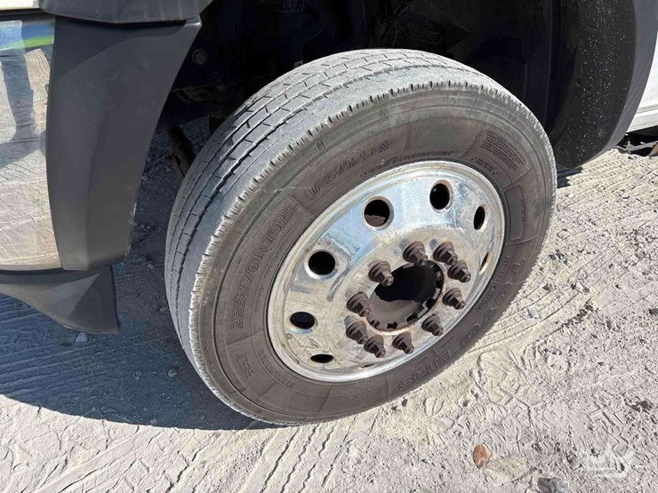 2019-ram-4500-4x4-s/a-dump-truck-image-38