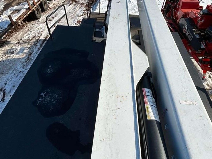 2021-ford-f750-image-24