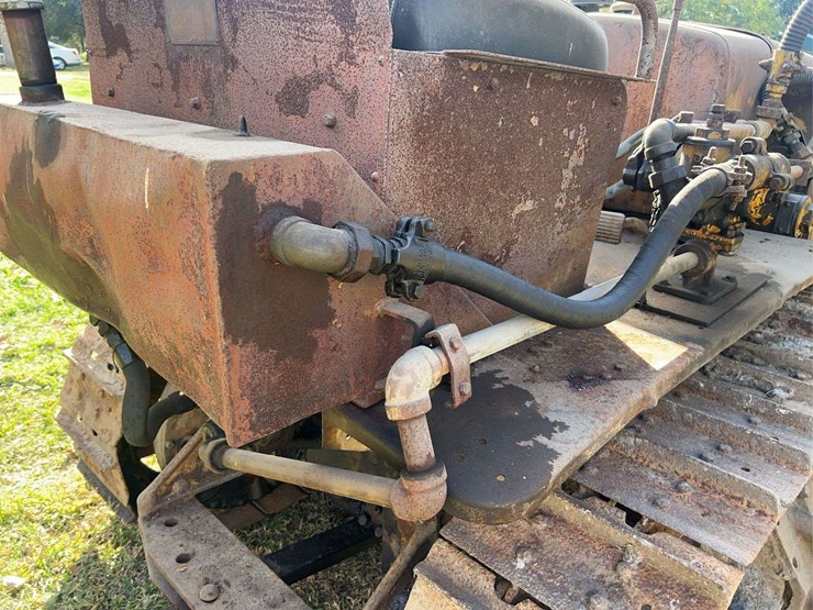 caterpillar-forty-gas-crawler-image-26