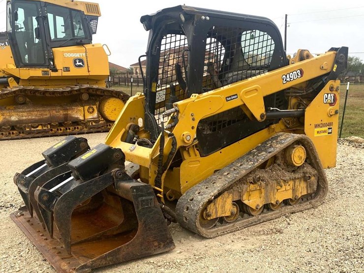 2023-caterpillar-249d3-image-1