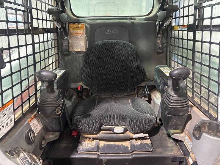 bobcat-t550-image-16