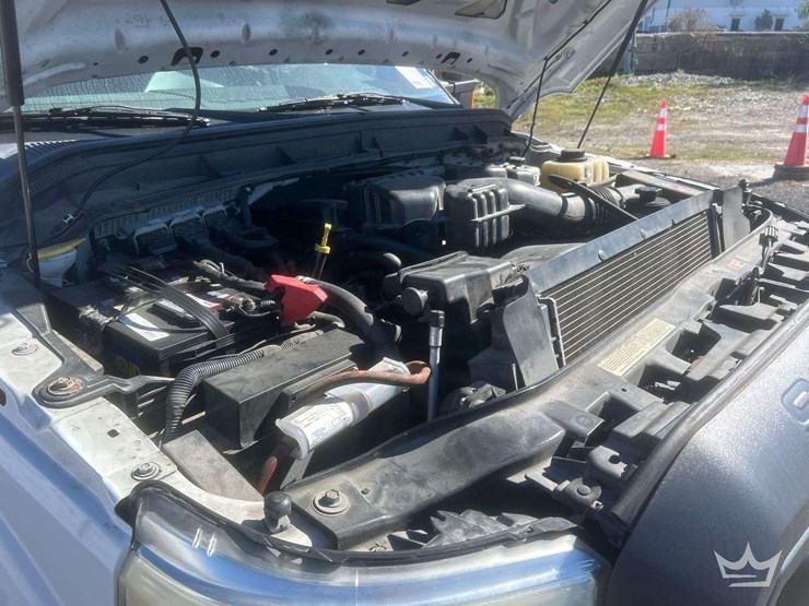 2016-ford-f350-image-8