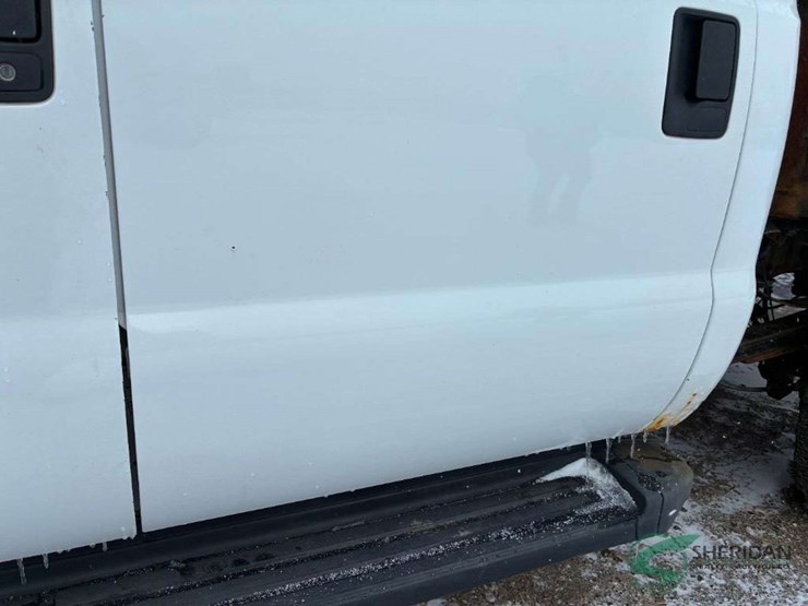 2015-ford-f350-image-8