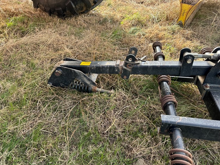 #38441-•-70"-cultivator-image-8