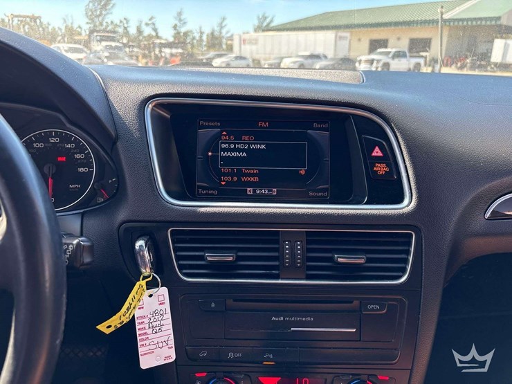 2012-audi-q5-image-15