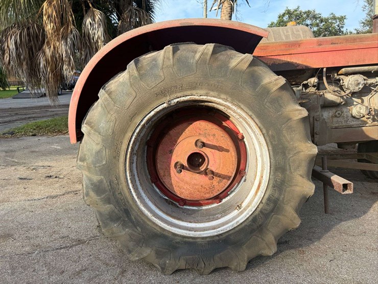 massey-ferguson-98-image-42
